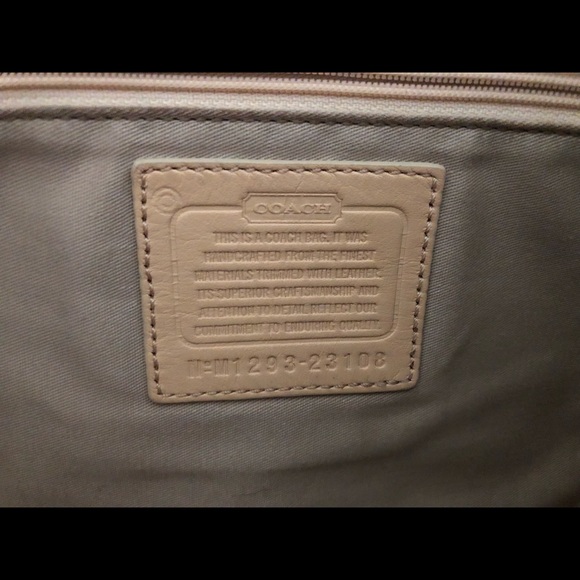 Coach purse - Picture 4 of 7